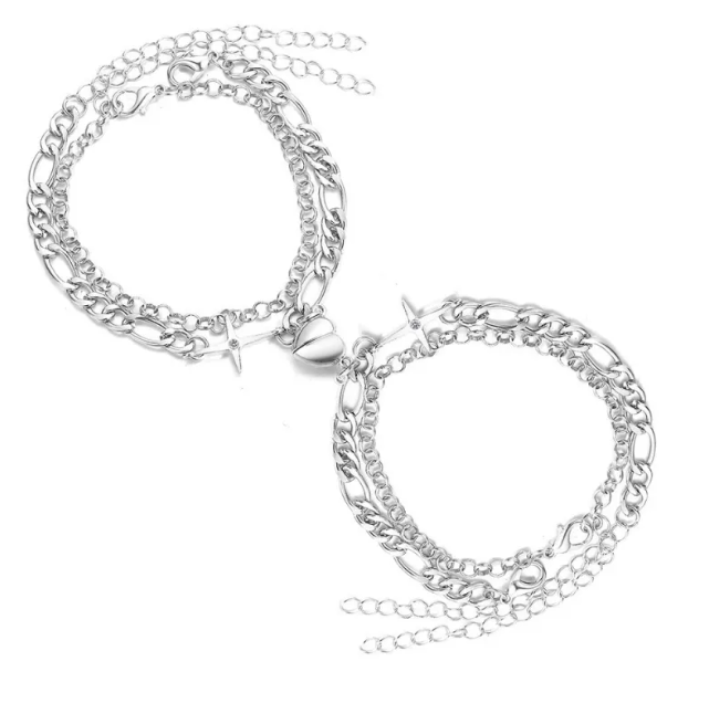Magnetic Love Link Couple Bracelets – Perfect Anniversary Gift